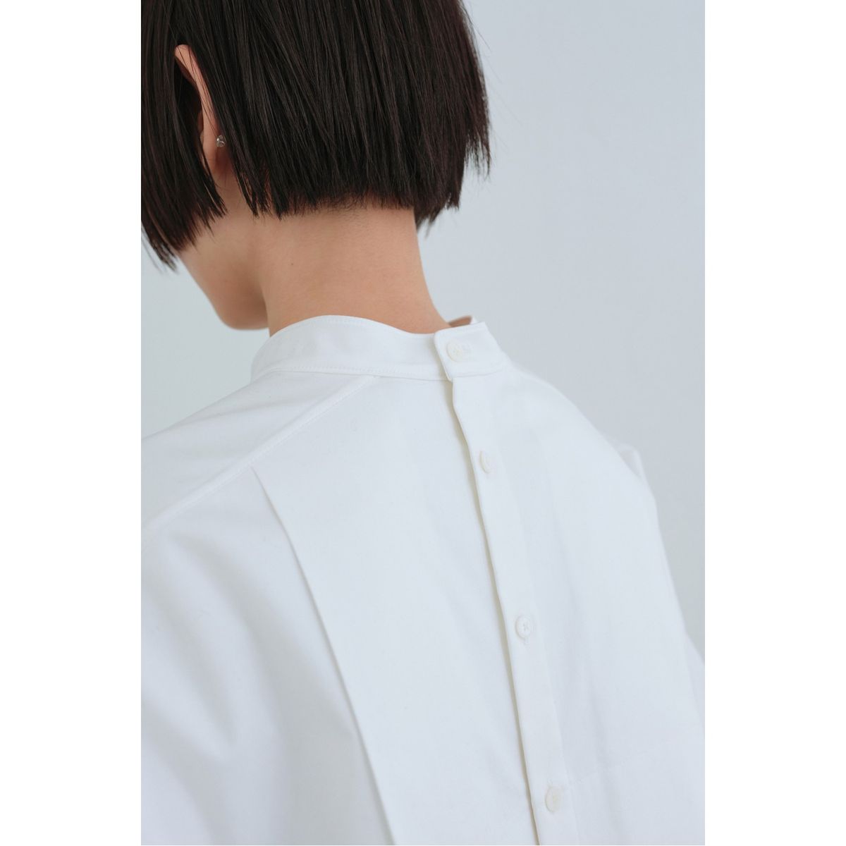 래코드(RECODE) Backward Over Sized Shirts_RQSAA23502WHX