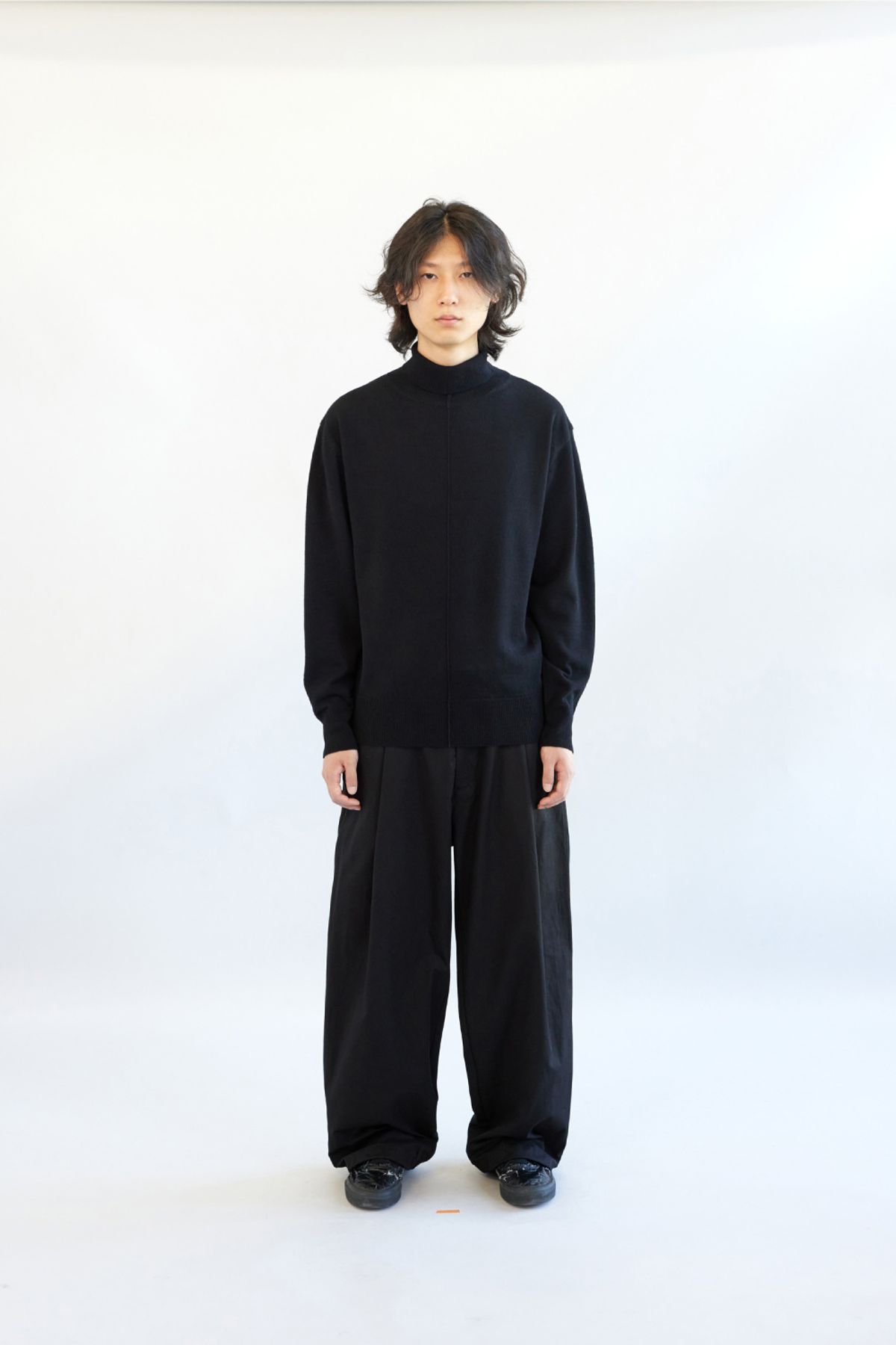 해칭룸(HATCHINGROOM) Turtleneck Knit Black