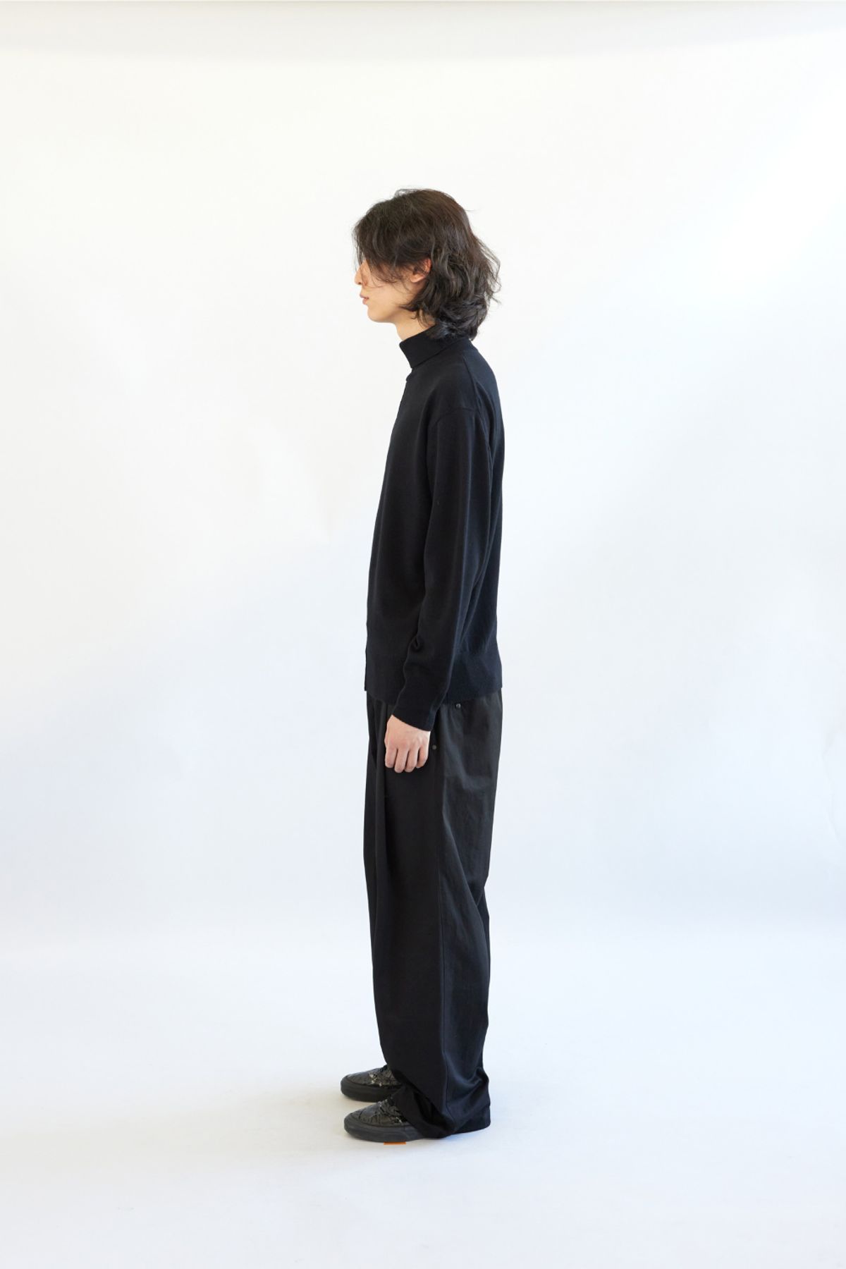 해칭룸(HATCHINGROOM) Turtleneck Knit Black