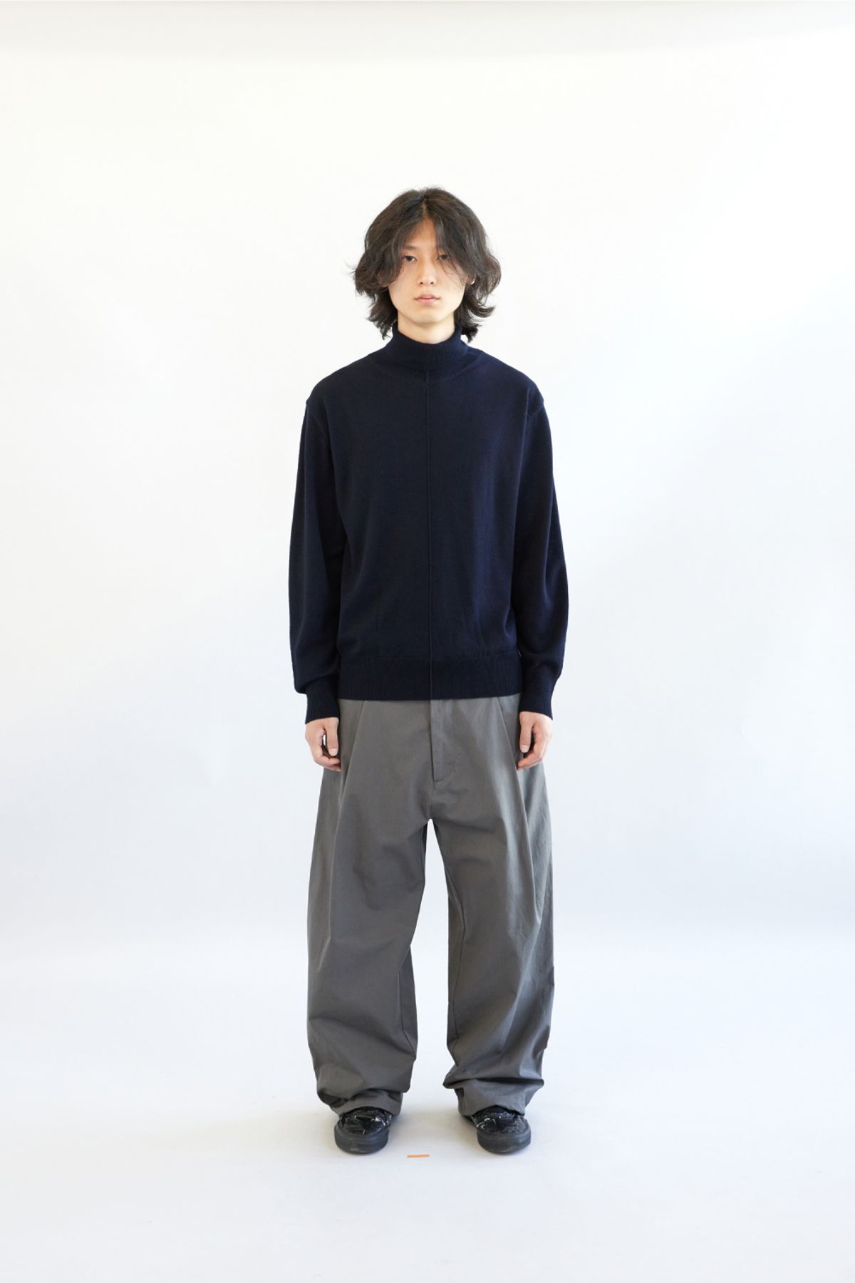 해칭룸(HATCHINGROOM) Turtleneck Knit Dark Navy