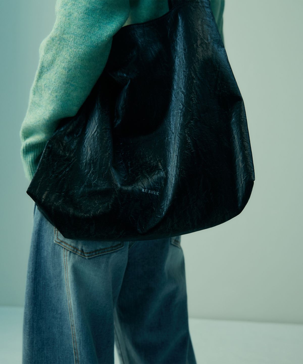 리이(RE RHEE) LEATHER SHOPPER BAG BLACK