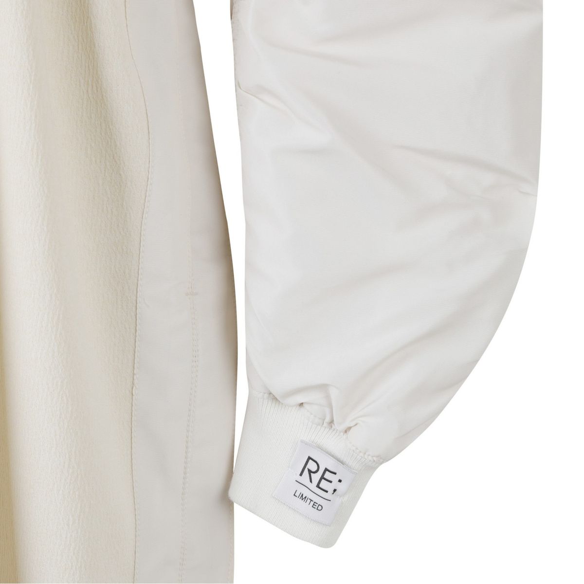 래코드(RECODE) Unbalanced Bomber Sleeve Long Dress_RQDAA23513IVX