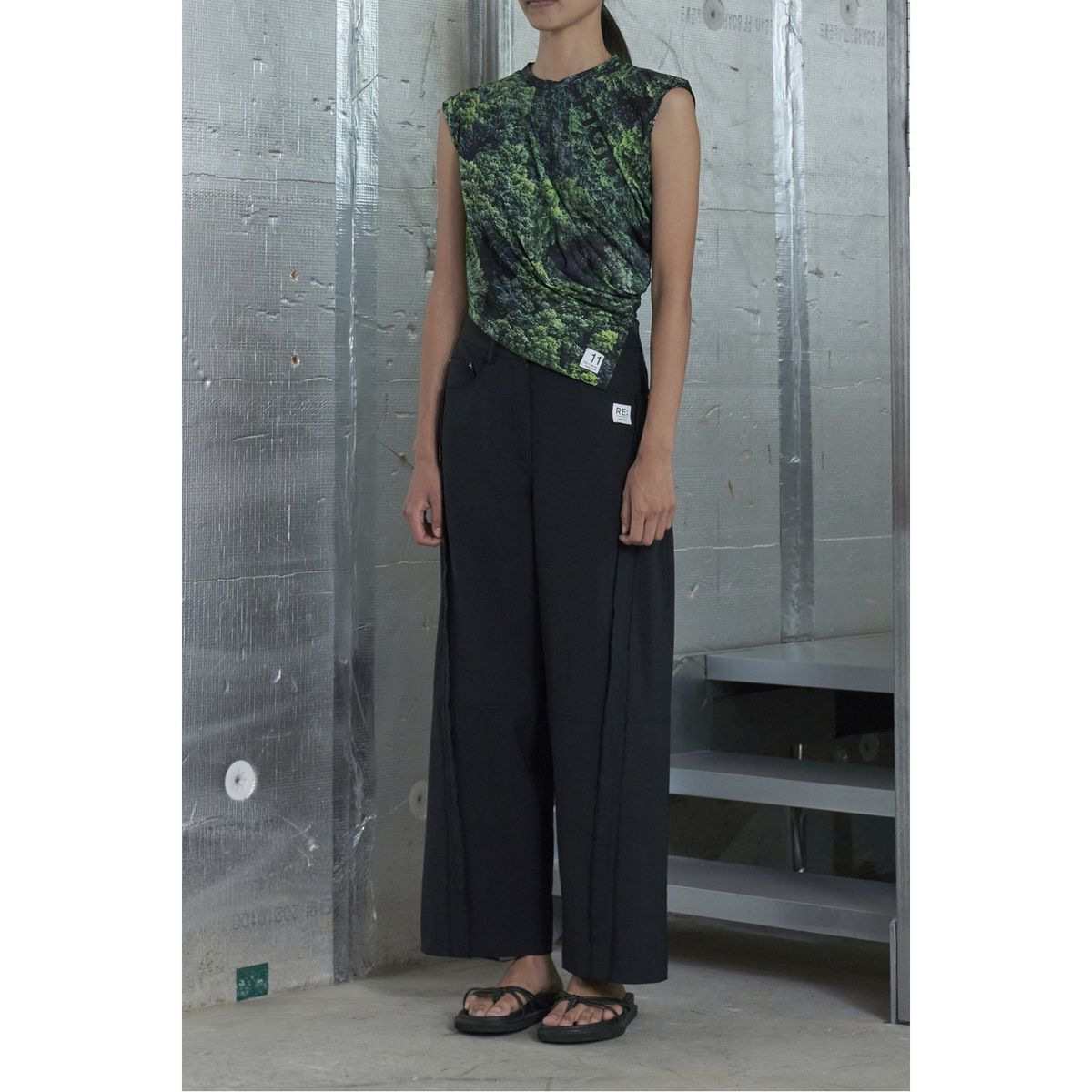 래코드(RECODE) Cut-Out Detail Pants_RQPAM23595BKX
