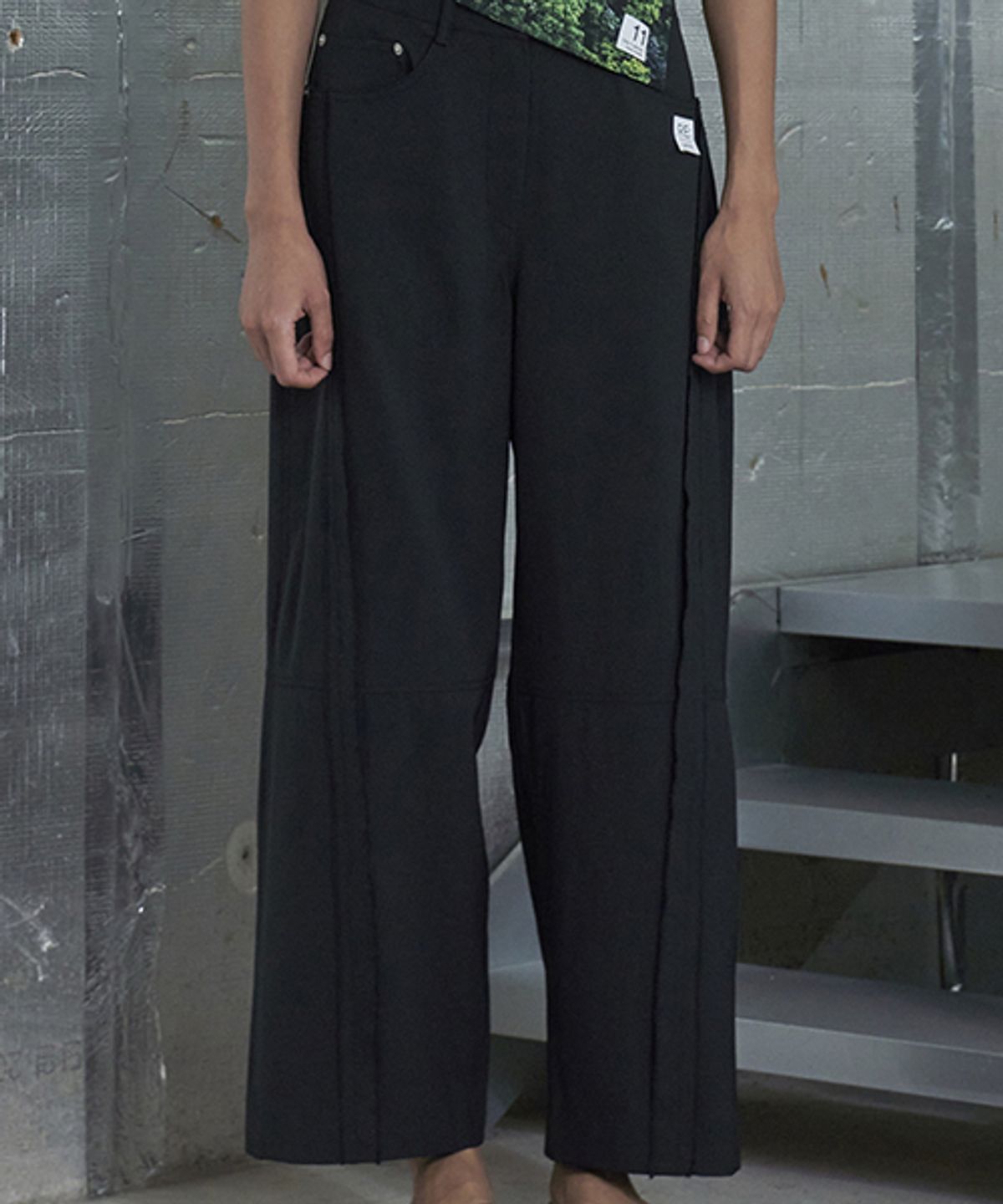 래코드(RECODE) Cut-Out Detail Pants_RQPAM23595BKX