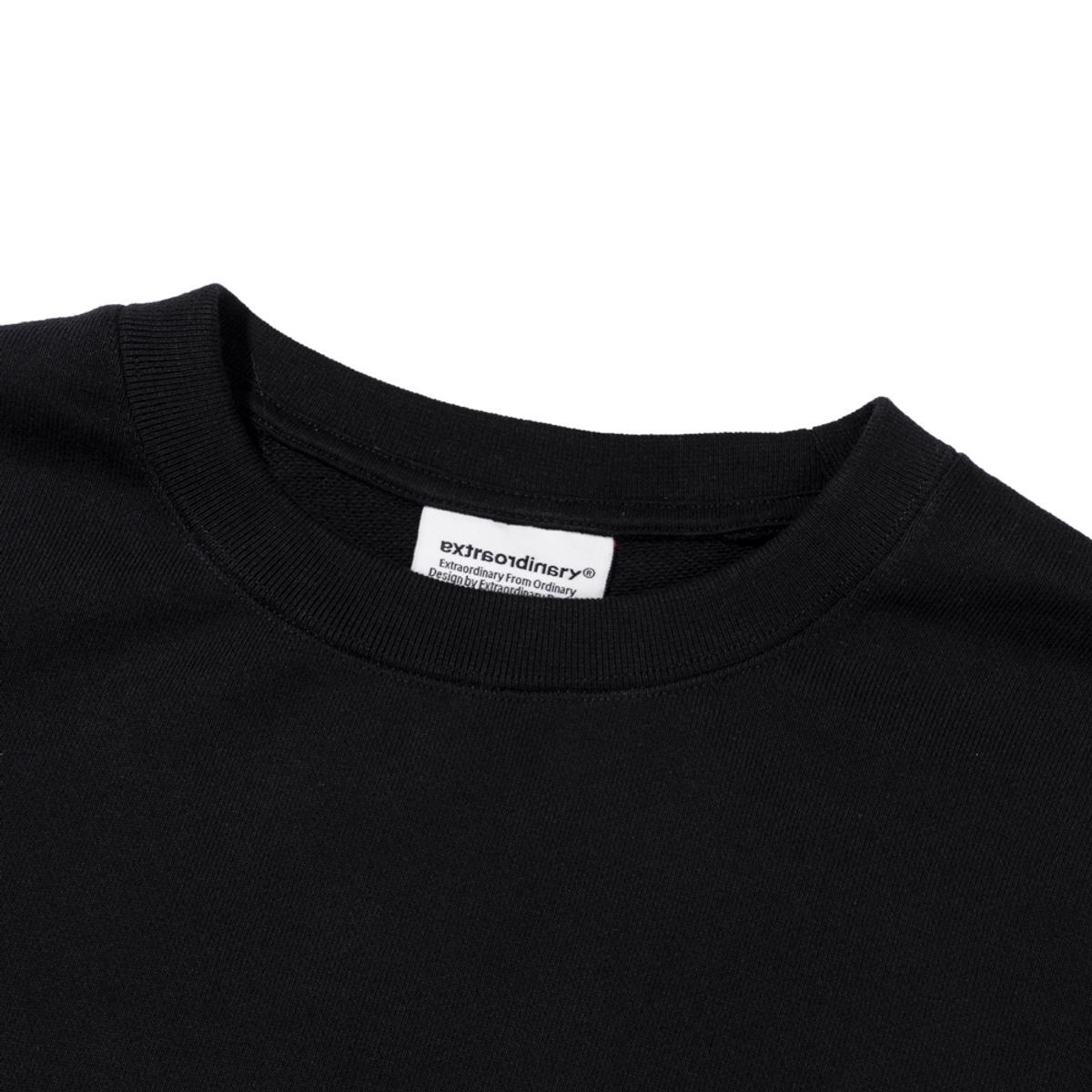 엑스트라오디너리(EXTRAORDINARY) MEDIEVAL LOGO CREWNECK BLACK