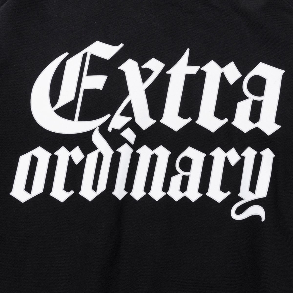 엑스트라오디너리(EXTRAORDINARY) MEDIEVAL LOGO CREWNECK BLACK