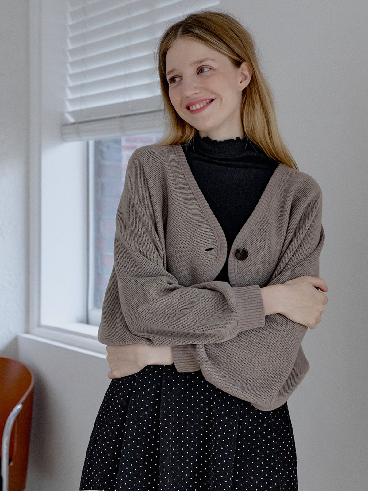 아방(AVANT-G) Bolero Oversized Knit Cardigan - MOCHA