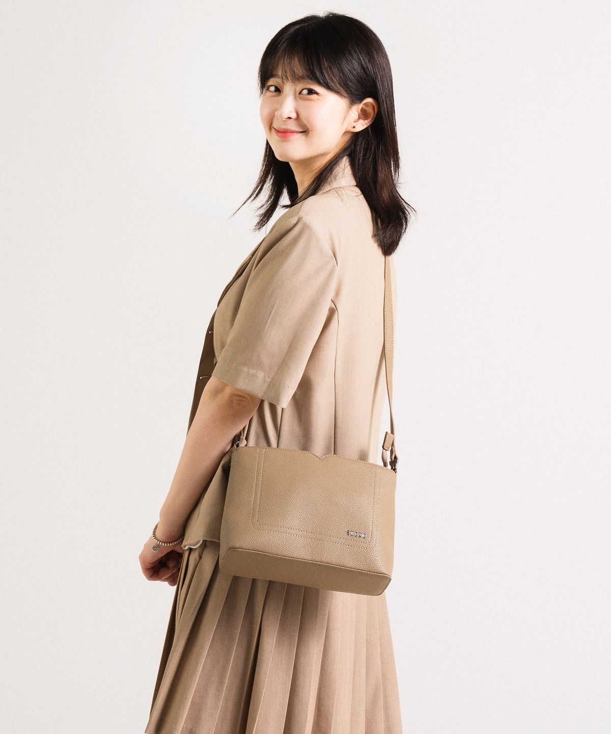스코노(SKONO) 미니멀스퀘어미니(카키)