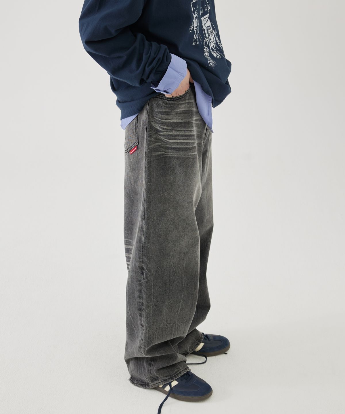 이스트서비스샵(eastserviceshop) Crease Washing Denim Pants - Black