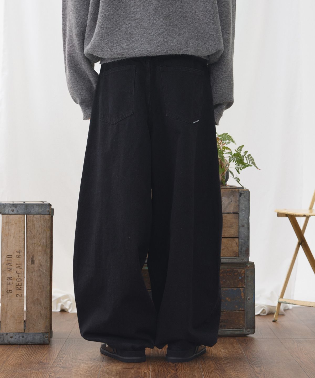 이스트서비스샵(eastserviceshop) Ballon Denim Pants - Black