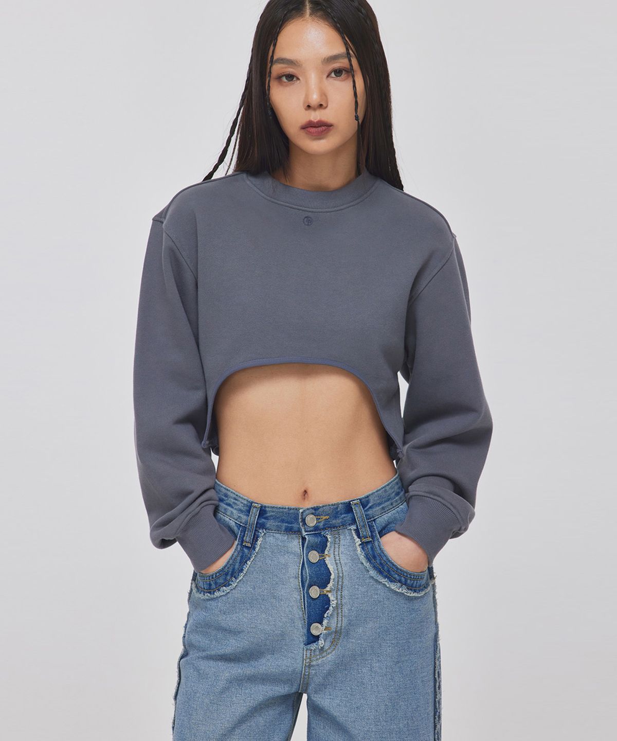 탑걸(TOPGIRL) HALF MOON CUTOUT SWEATSHIRTS_T326TP104
