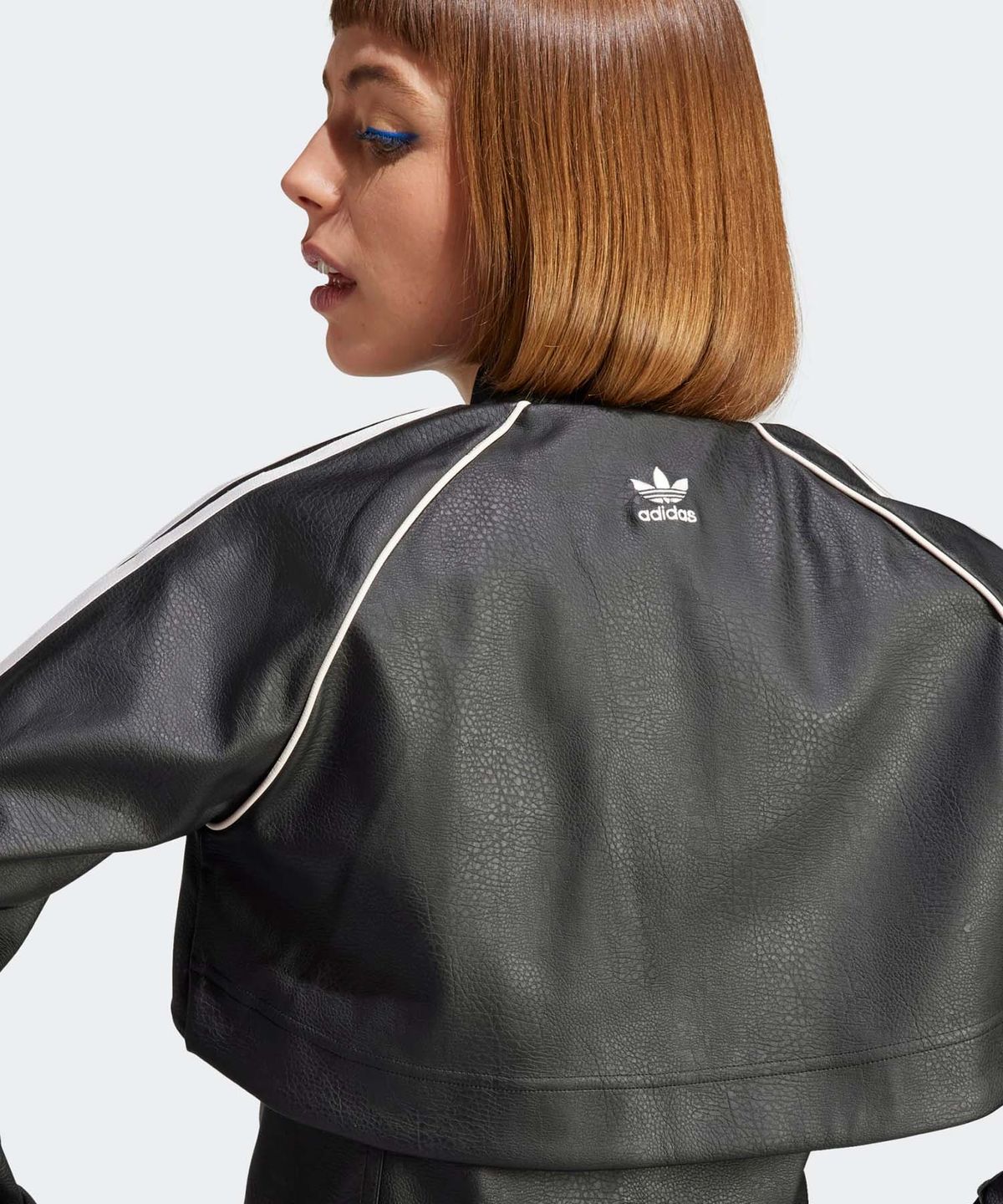 아디다스(ADIDAS) SST 트랙탑 - 블랙 / IJ5021