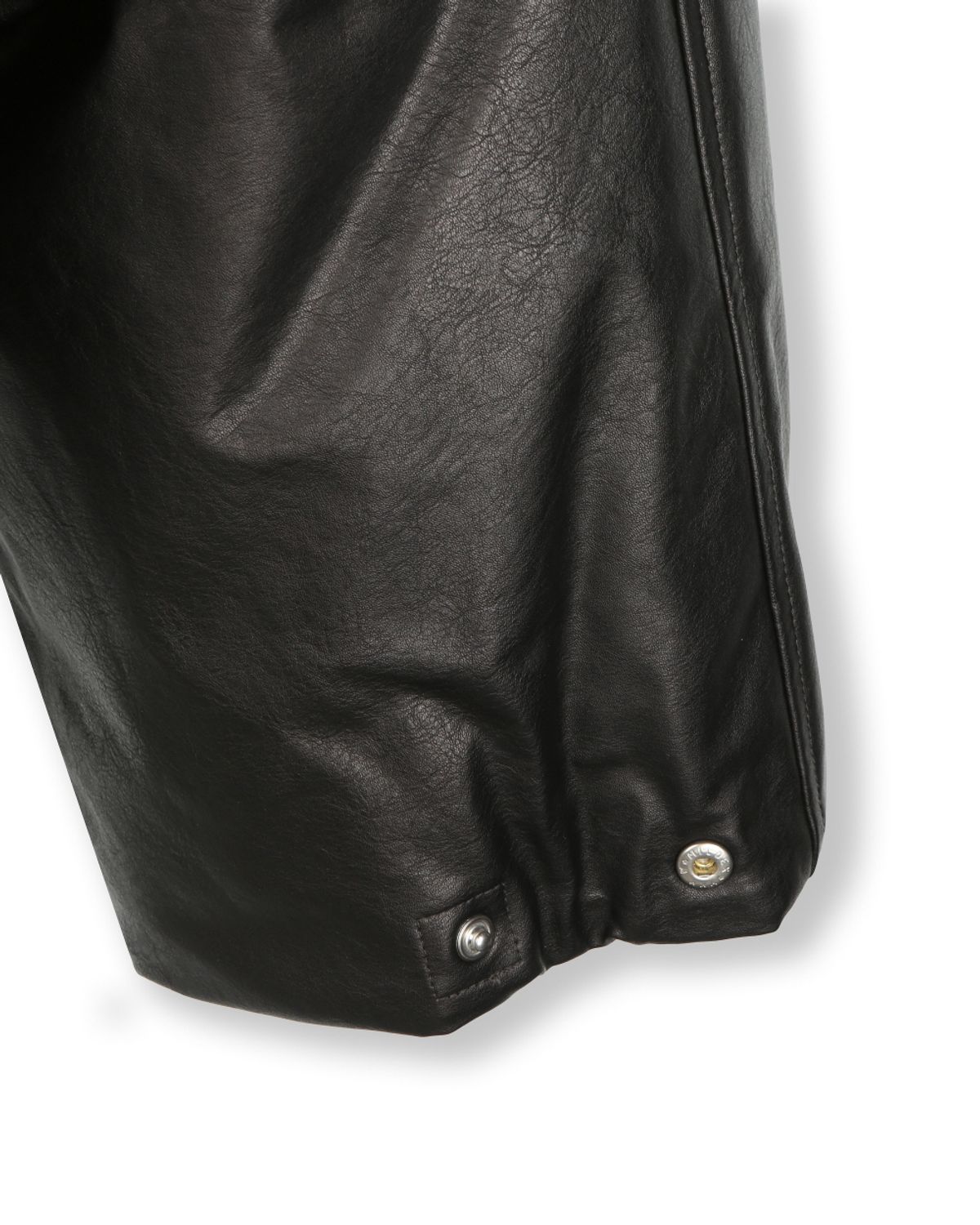 비슬로우(BESLOW) OVERSIZED M65 HOOD SHORT DOWN PARKA VEGAN LEATHER BLACK