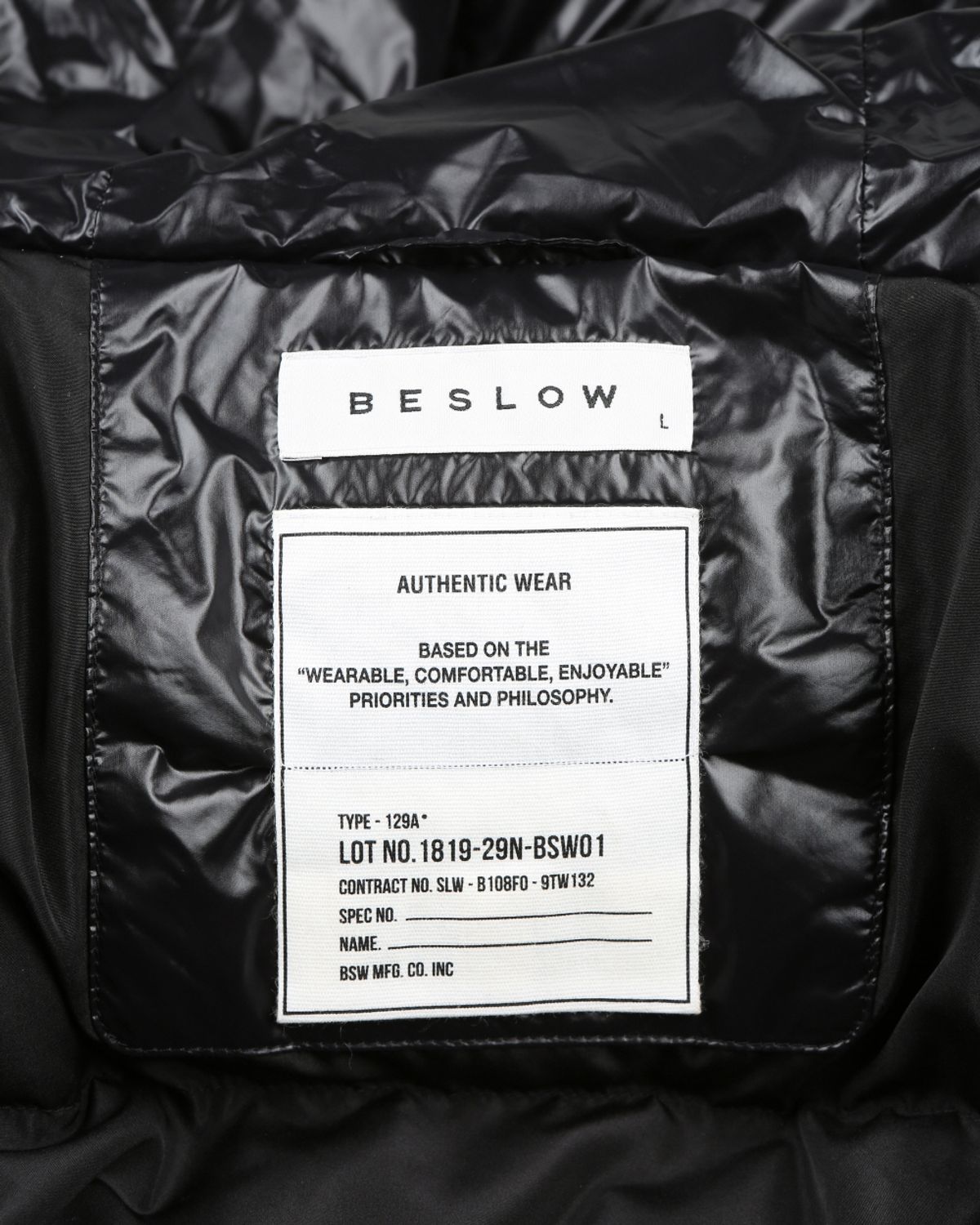 비슬로우(BESLOW) OVERSIZED M65 HOOD SHORT DOWN PARKA GLOSSY BLACK
