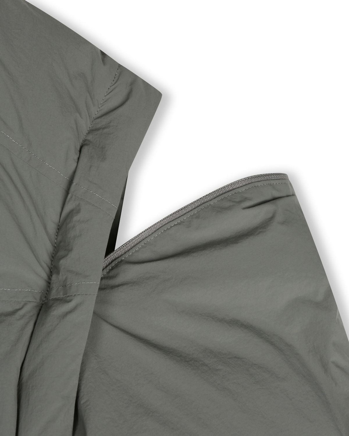 비슬로우(BESLOW) DETACHABLE MONSTER SHORT DOWN PARKA KHAKI