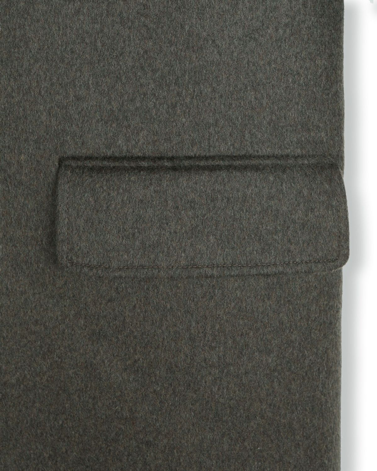 비슬로우(BESLOW) OVERSIZED CASHMERE DOUBLE BREASTED COAT DARK OLIVE