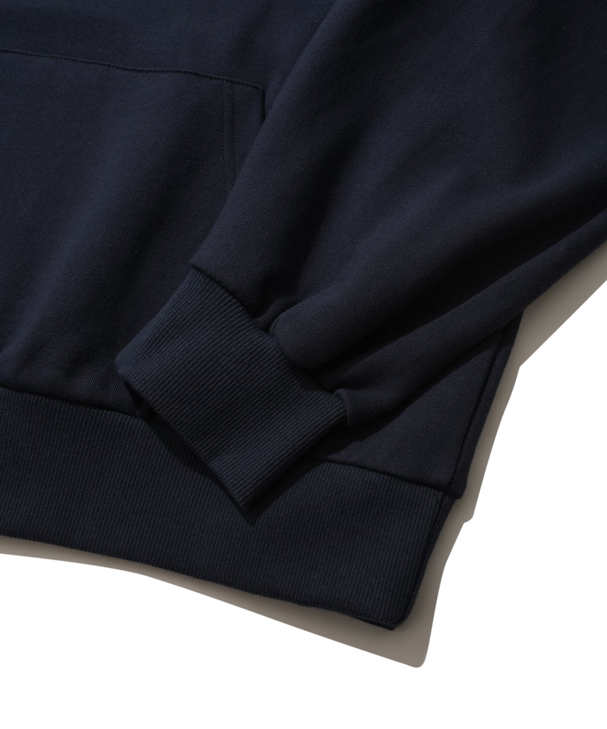 스웨이드(SUADE) HANDLOGO HOODIE [DARK NAVY]