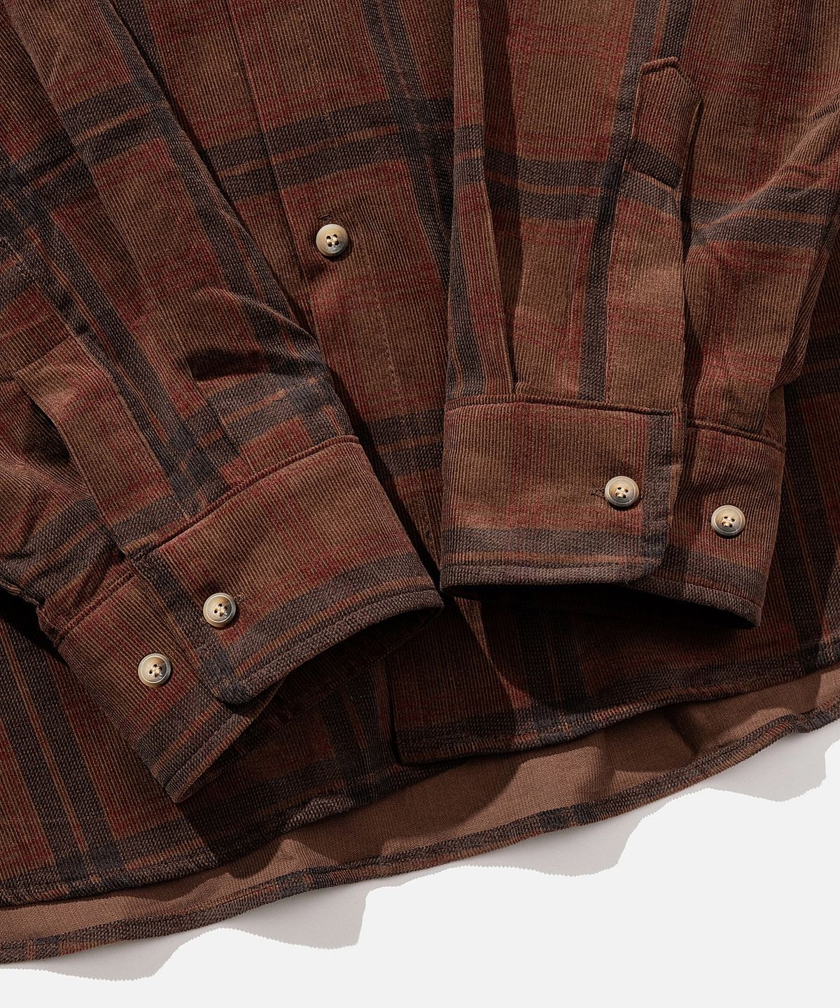바스틱(VASTIC) 코듀로이 오버핏 체크 셔츠_브라운