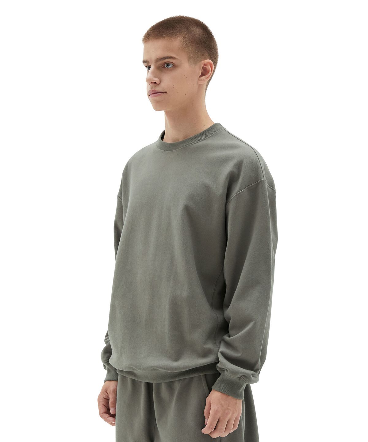 브라운야드(BROWNYARD) 22fw 스웻 셔츠, 올리브 그레이
