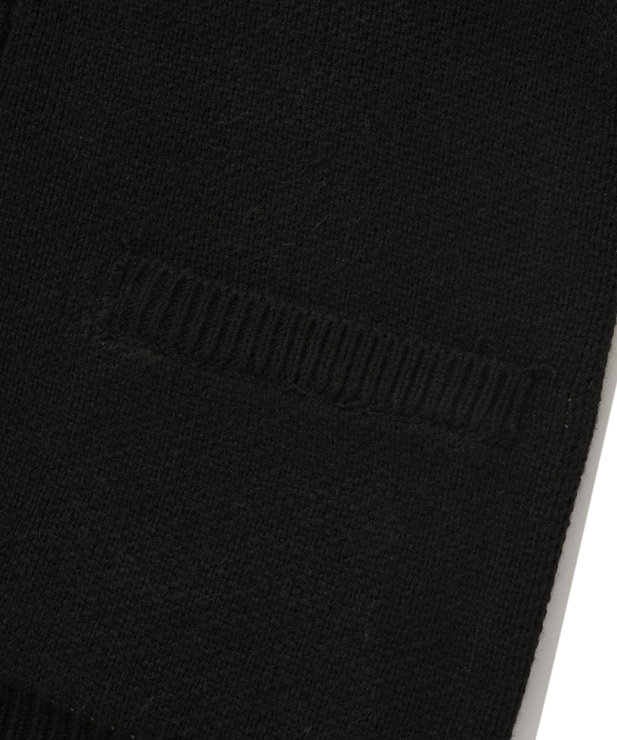 스웨이드(SUADE) SKULL COWICHAN SWEATER [BLACK]