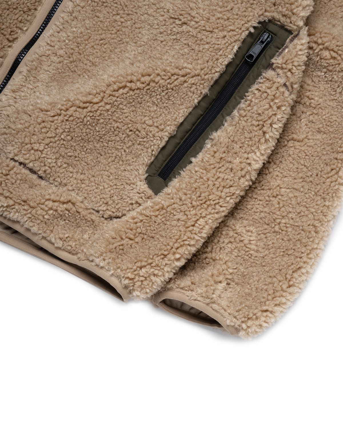 로어즈(LORES) Sherpa Fleece Jacket - Beige