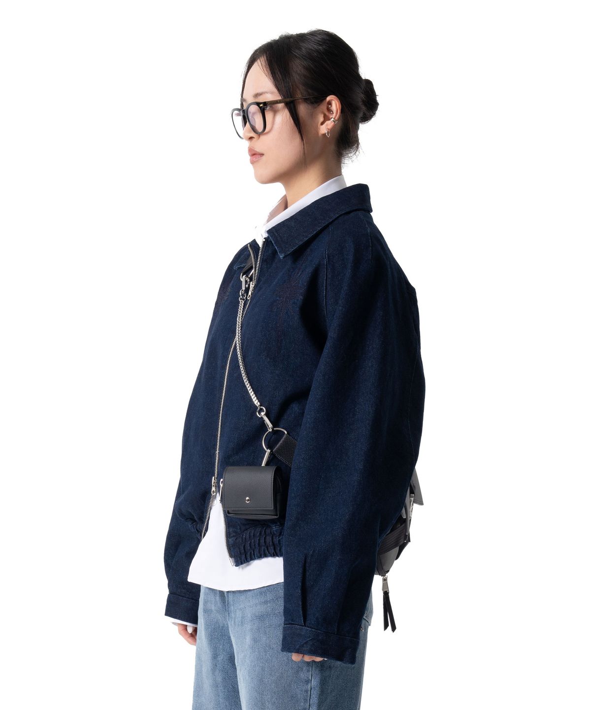 이우가마카라스(IUGAMAKARAS) Needlework Denim Raglan Jacket (Deep Blue)