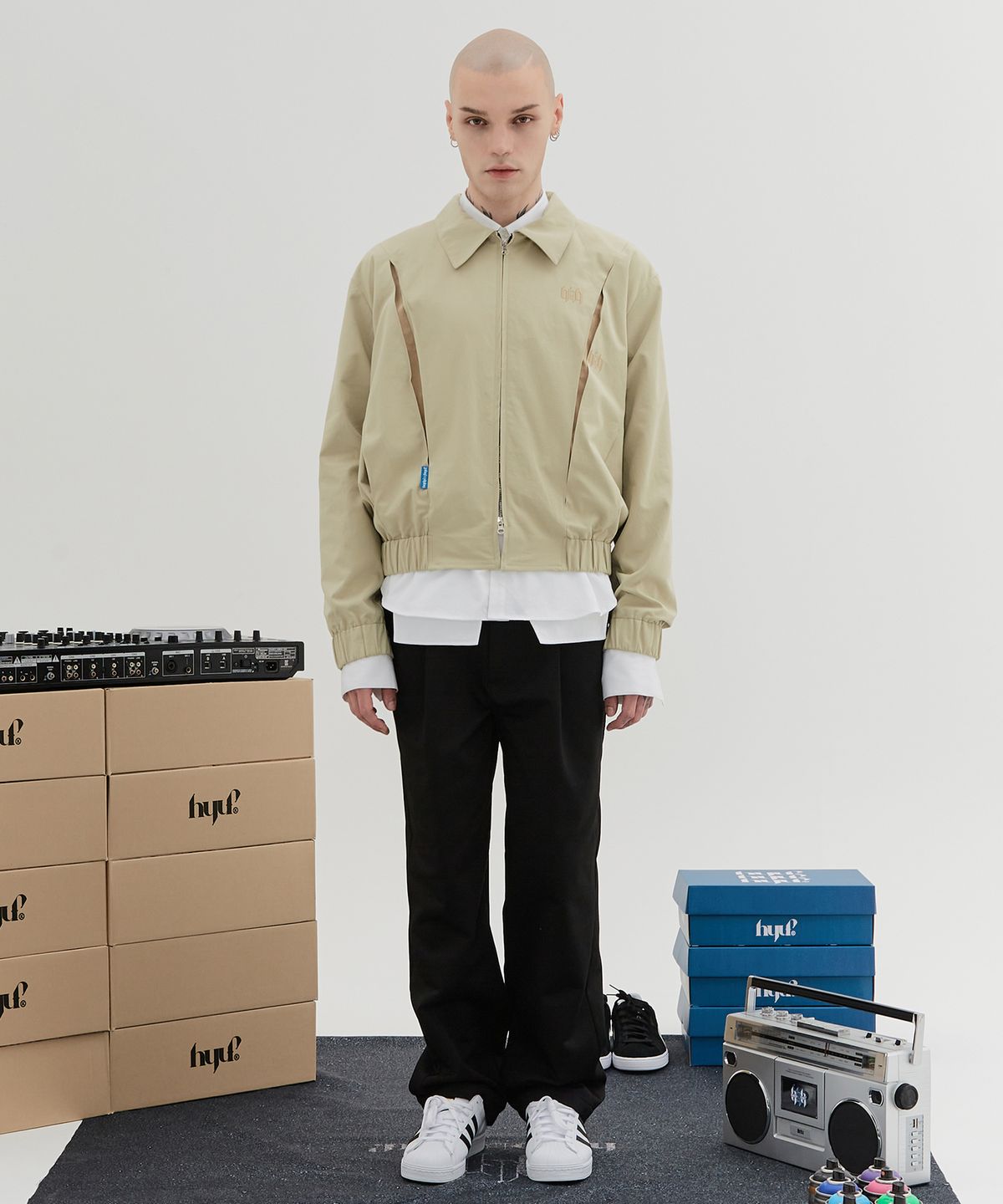 혀프 바이 혀프(HYUP BY HYUF) Freedom in motion Jacket_ Beige