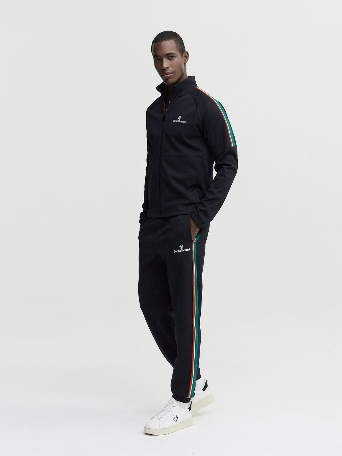 세르지오 타키니(SERGIO TACCHINI) M 플래그 트레이닝 팬츠 (Black)