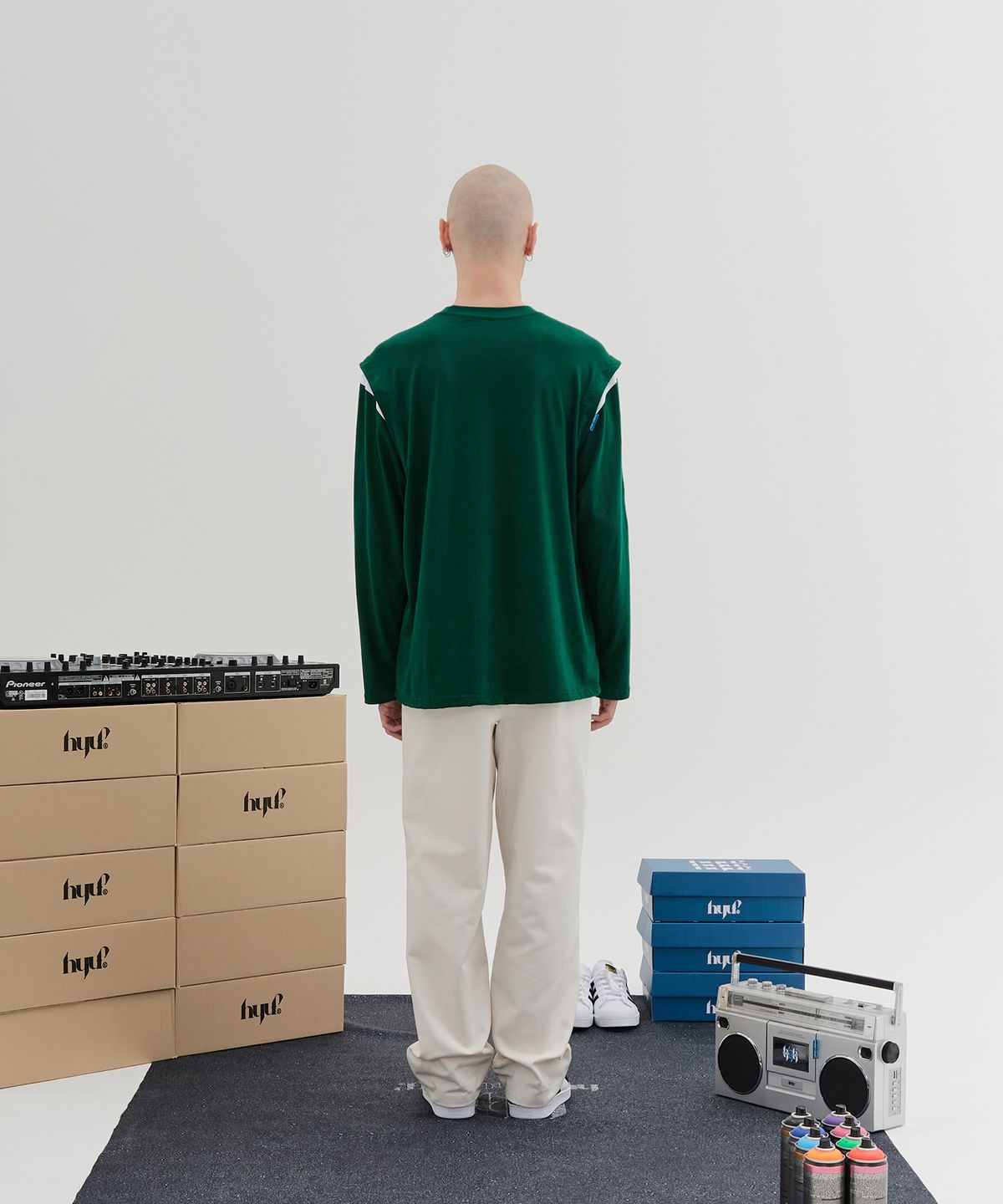 혀프 바이 혀프(HYUP BY HYUF) Varsity Long Sleeve_Dark green