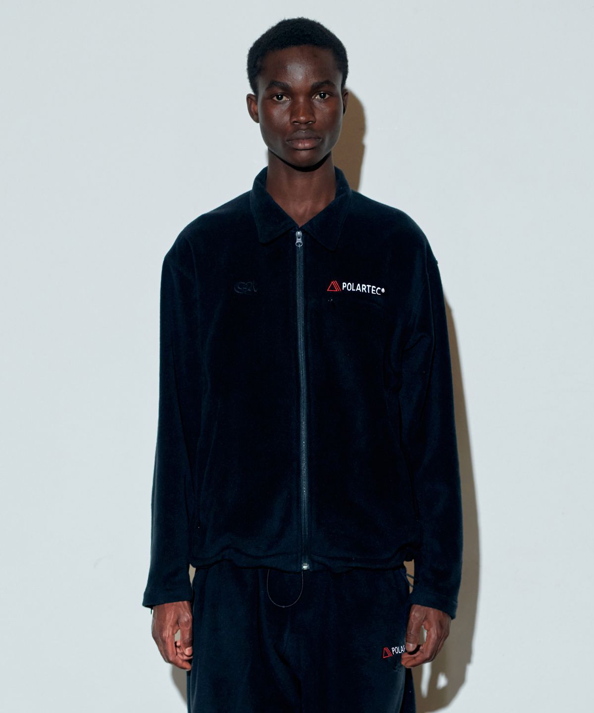 스컬프터(SCULPTOR) POLARTEC® Coach Jacket Black