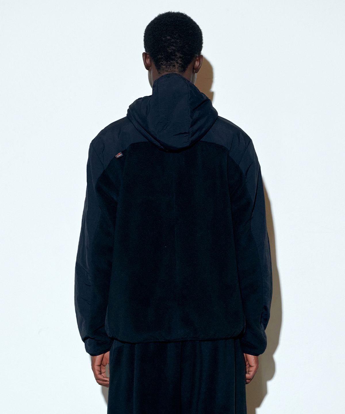 스컬프터(SCULPTOR) POLARTEC® Reversible Zip-Up Hoodie Black