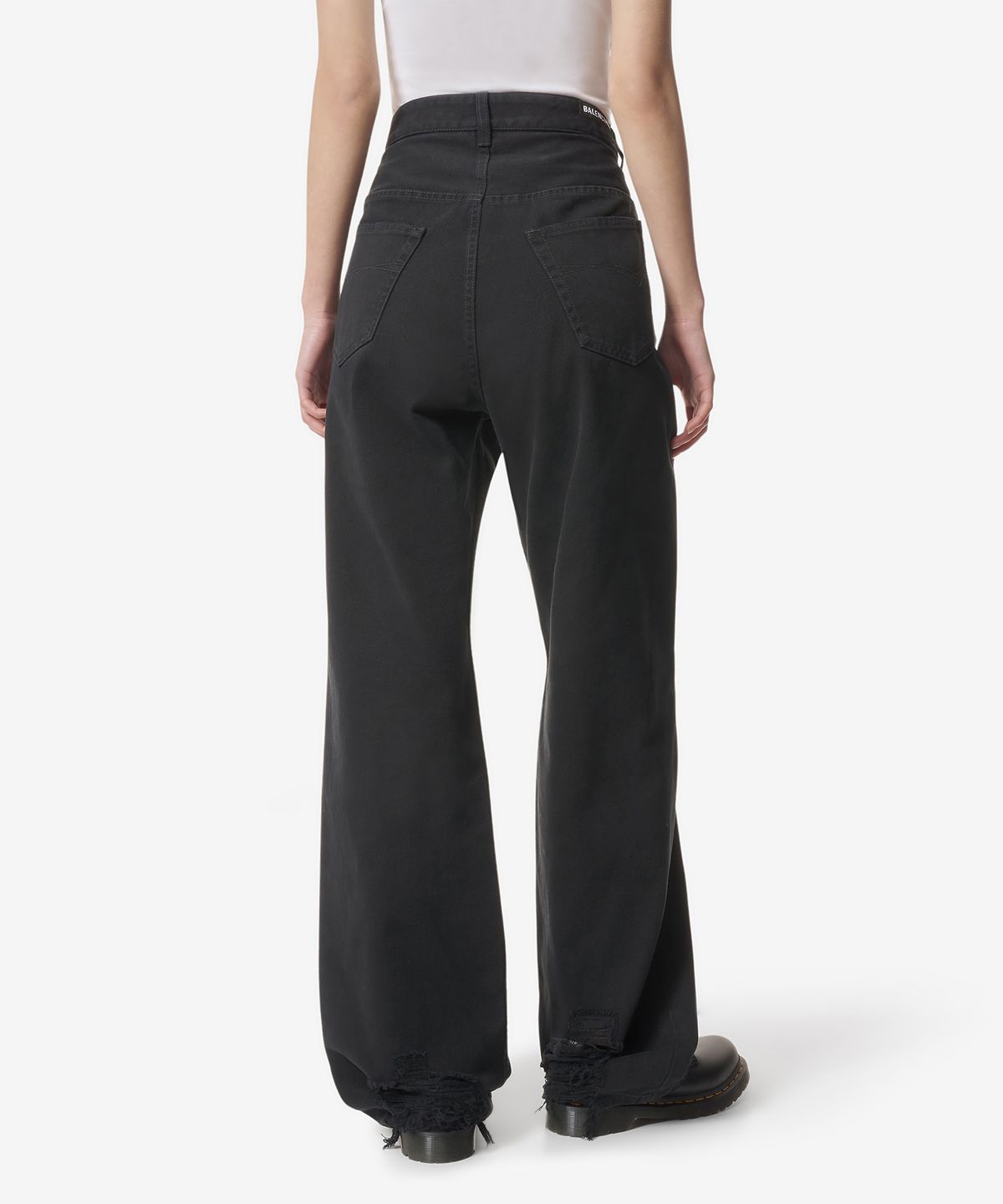 발렌시아가(BALENCIAGA) 미디움 핏 팬츠 - 블랙 / 751110TNW111700