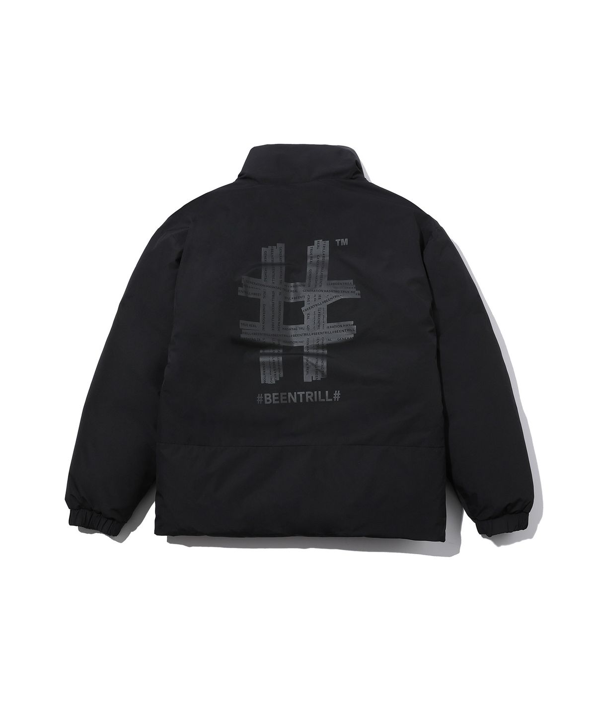 빈트릴(BEENTRILL) 배색 리버시블 컴포트핏 다운패딩(블랙)