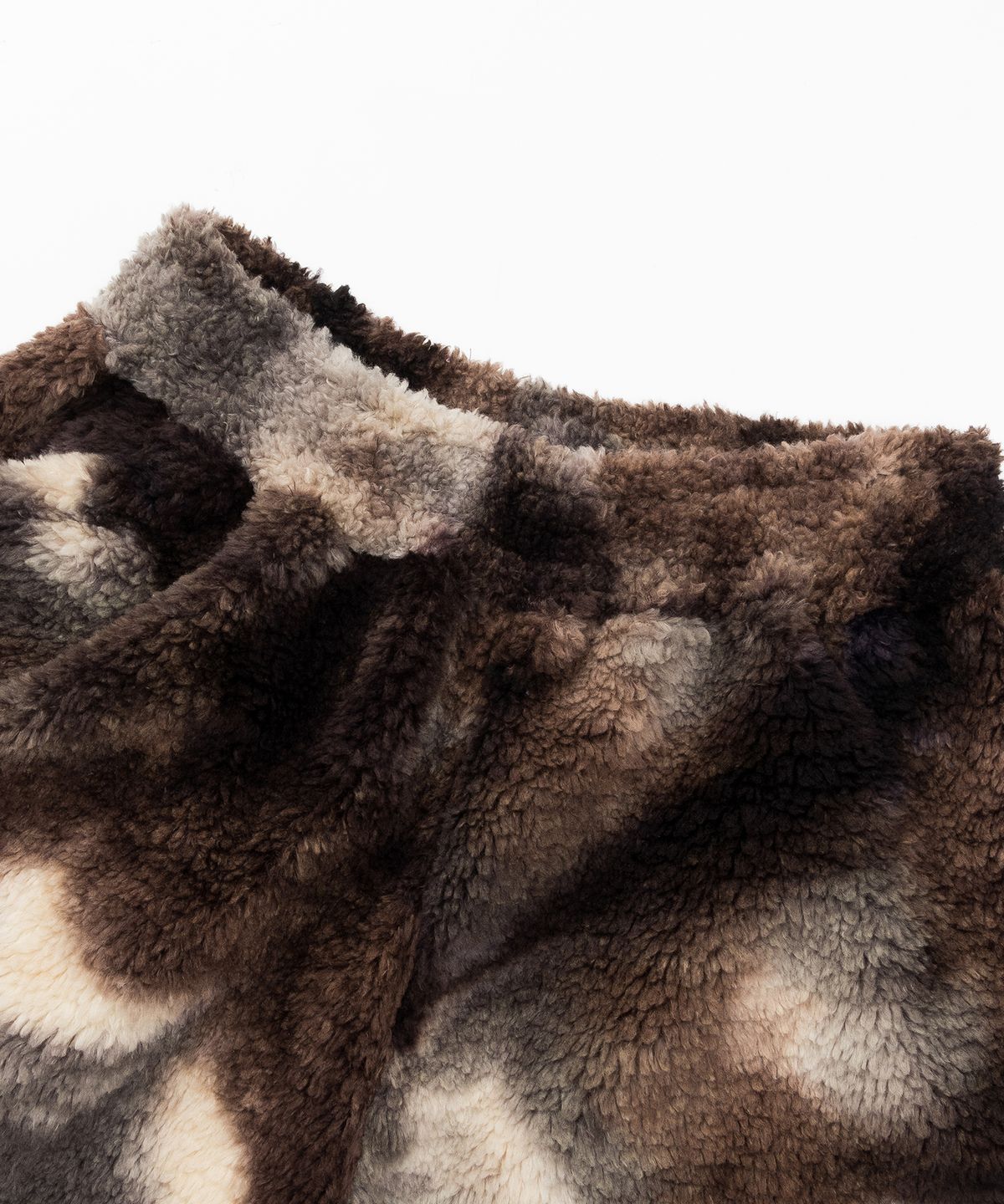 선데이후르츠마켓(SUNDAY FRUIT MARKET) SHERPA SHORT BROWN