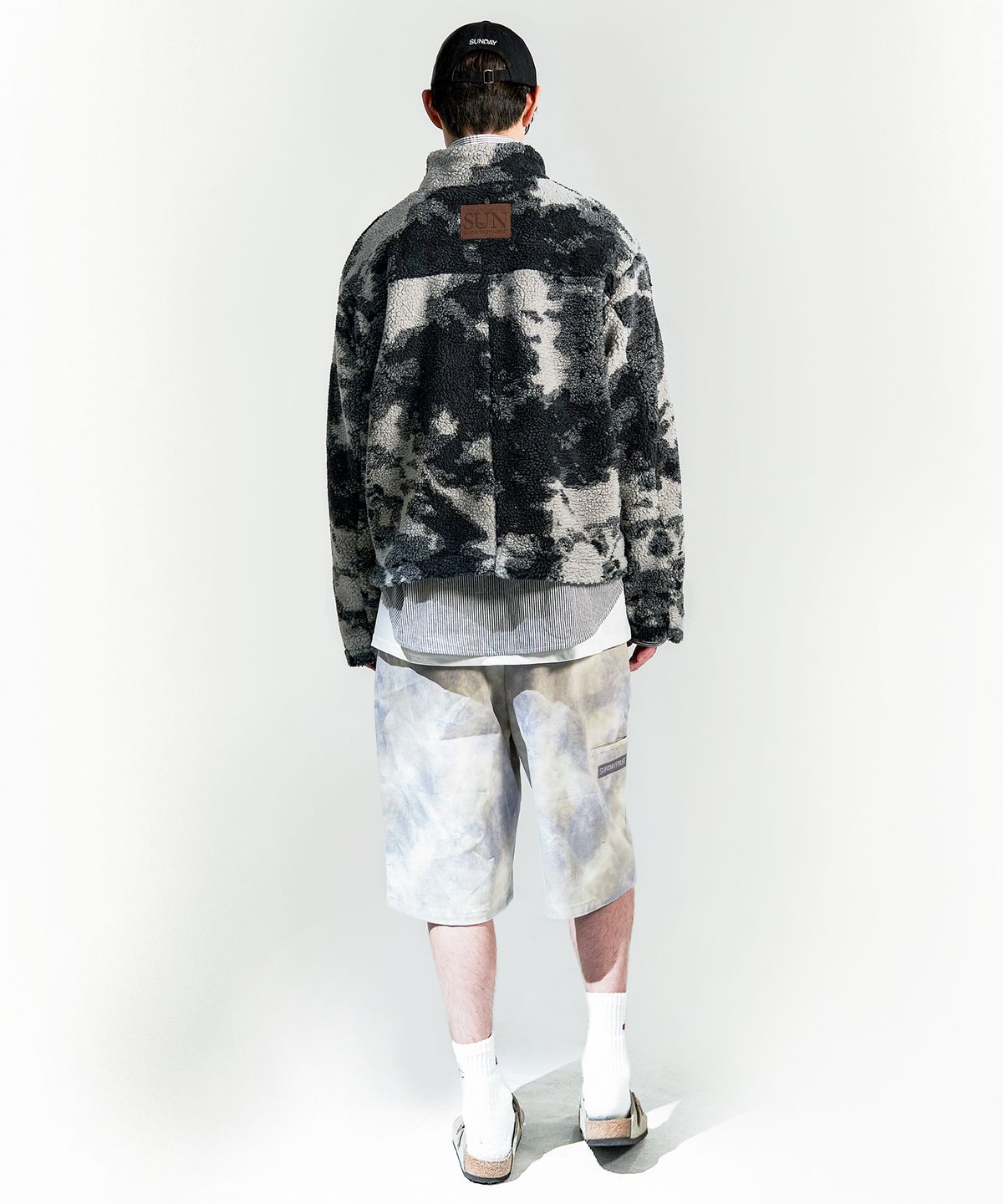 선데이후르츠마켓(SUNDAY FRUIT MARKET) COSMIC CENTER SHORT BEIGE