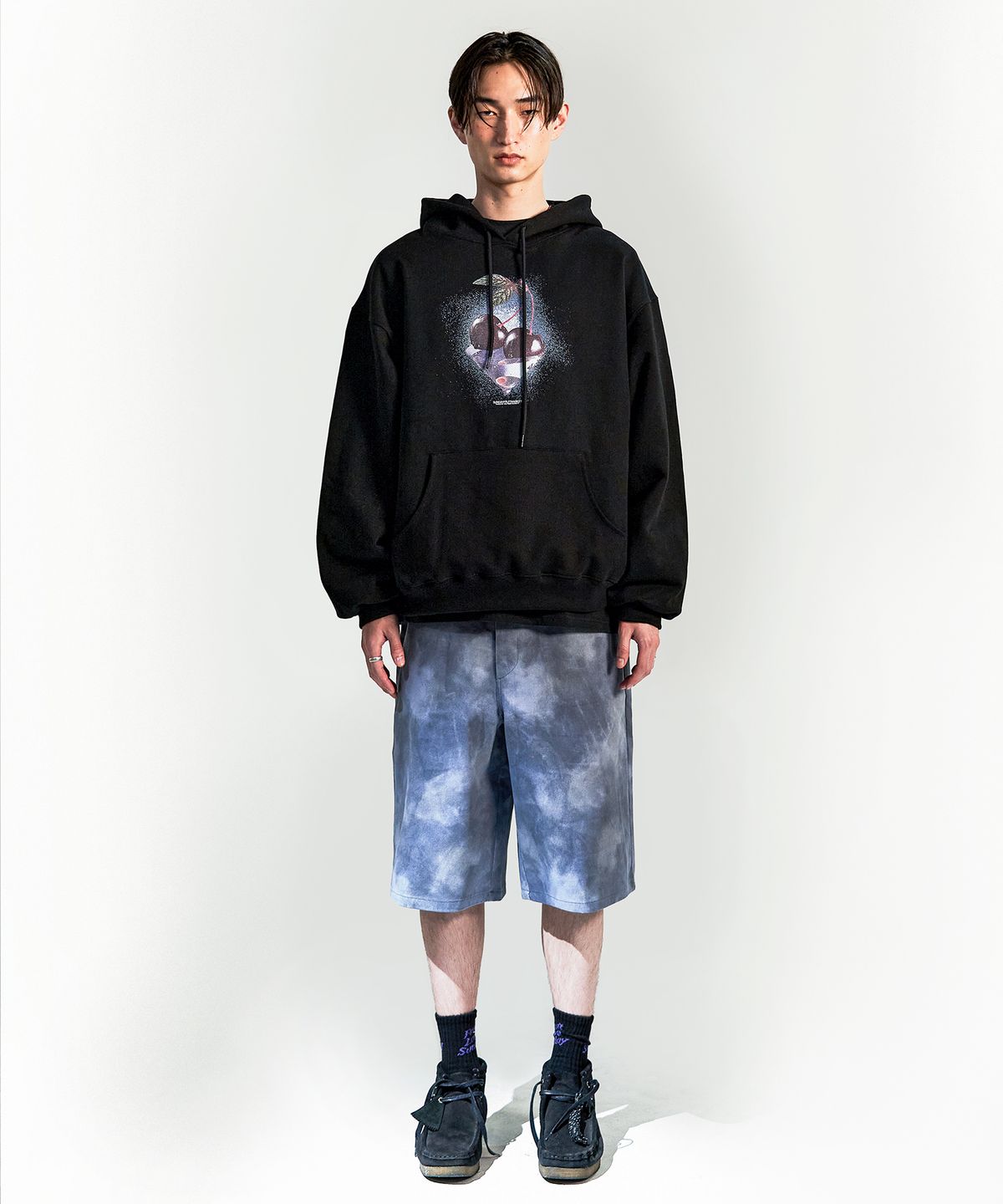 선데이후르츠마켓(SUNDAY FRUIT MARKET) COSMIC CENTER SHORT NAVY