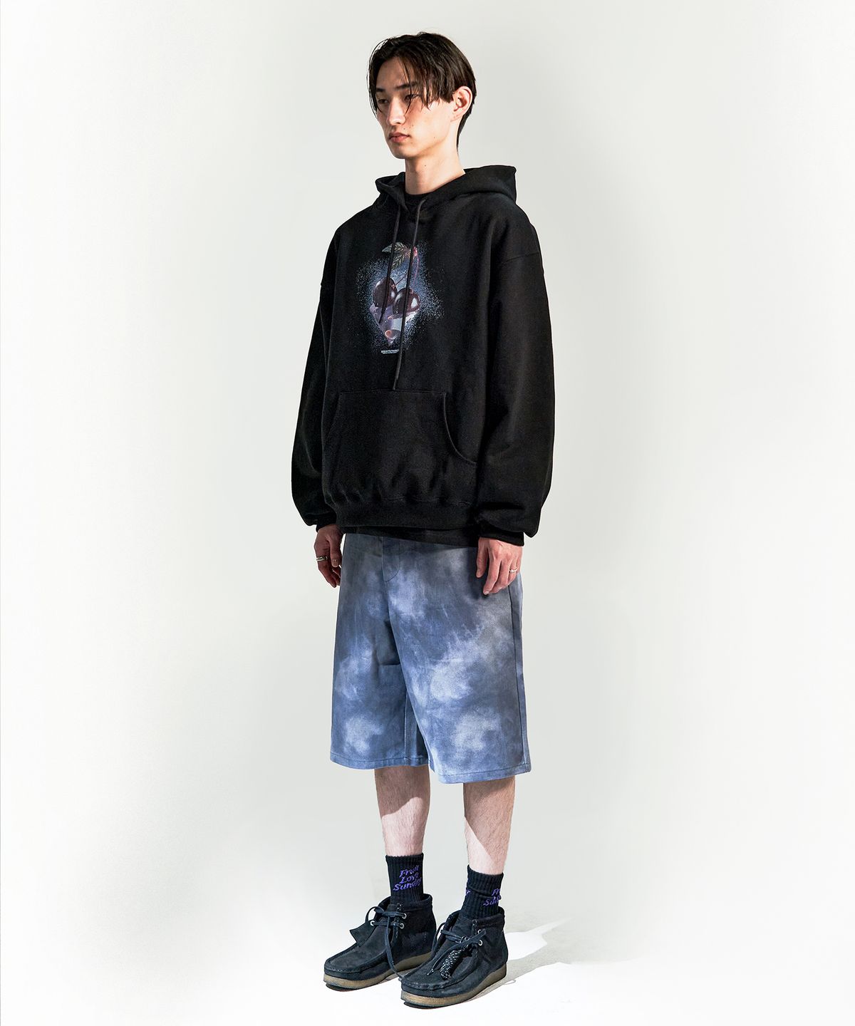 선데이후르츠마켓(SUNDAY FRUIT MARKET) COSMIC CENTER SHORT NAVY