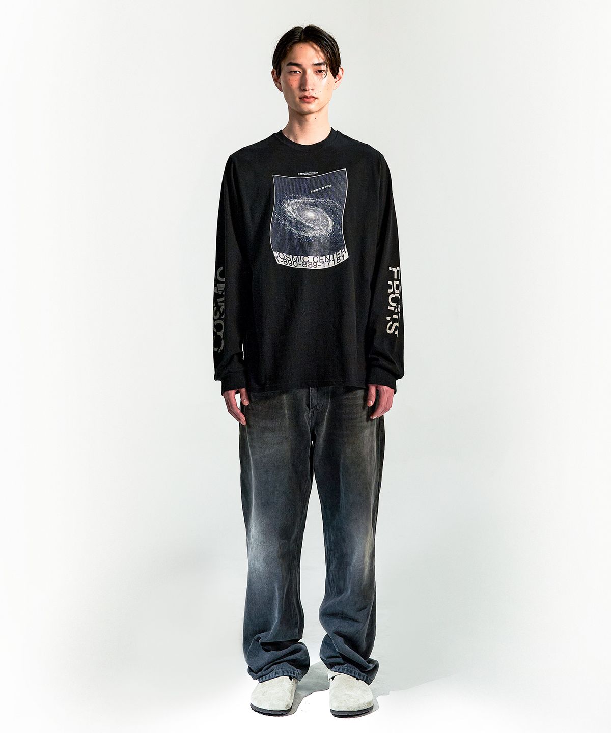 선데이후르츠마켓(SUNDAY FRUIT MARKET) COSMIC CENTER LS TEE BLACK