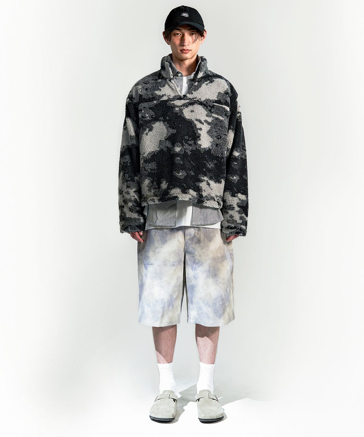 선데이후르츠마켓(SUNDAY FRUIT MARKET) SHERPA PULLOVER CHARCOAL