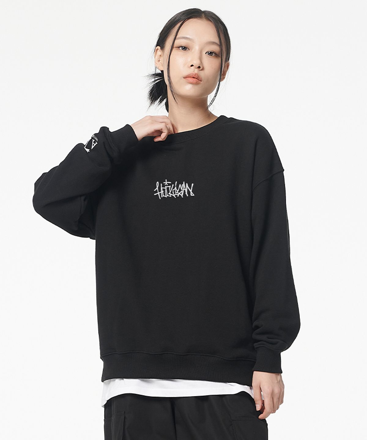 아티스트웨어(ARTISTWEAR) [ATW x HOOLIGAN] 로고아트웍 맨투맨