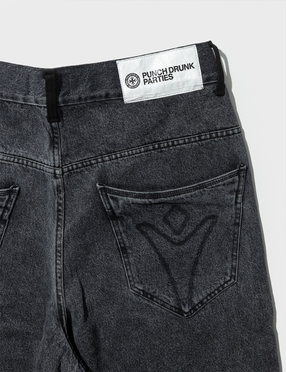 펀치드렁크파티즈(PUNCH DRUNK PARTIES) DOUBLE FACE Misfits Jeans (BLACK)