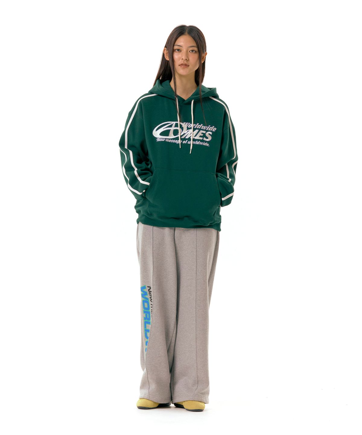 아메스 월드와이드(AMES-WORLDWIDE) SYMBOL LOGO EMBROIDERY HOODIE GREEN (AM2DFUM408A)