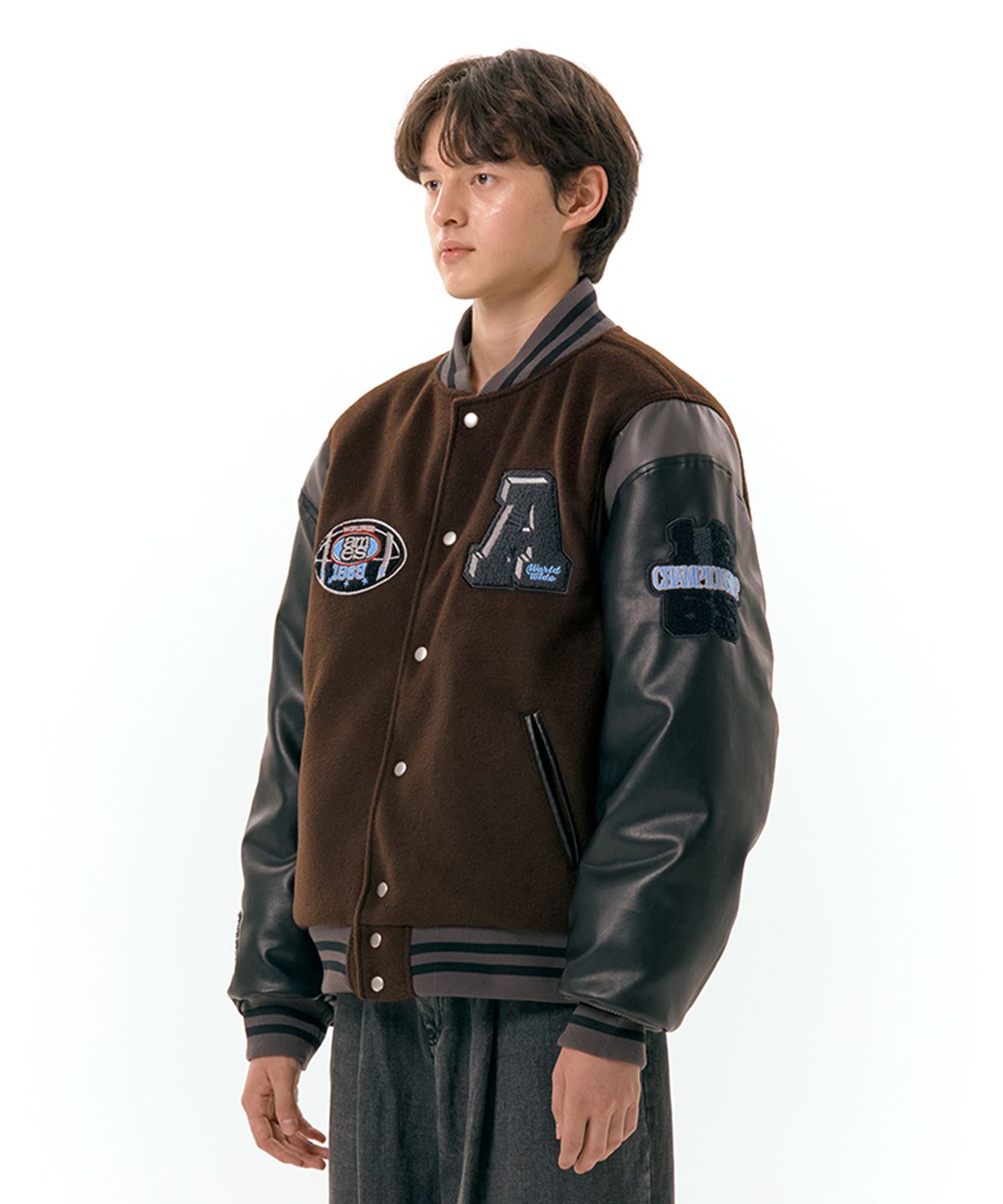 아메스 월드와이드(AMES-WORLDWIDE) FOOTBALL VARSITY JACKET BROWN (AM2DFUJ241A)