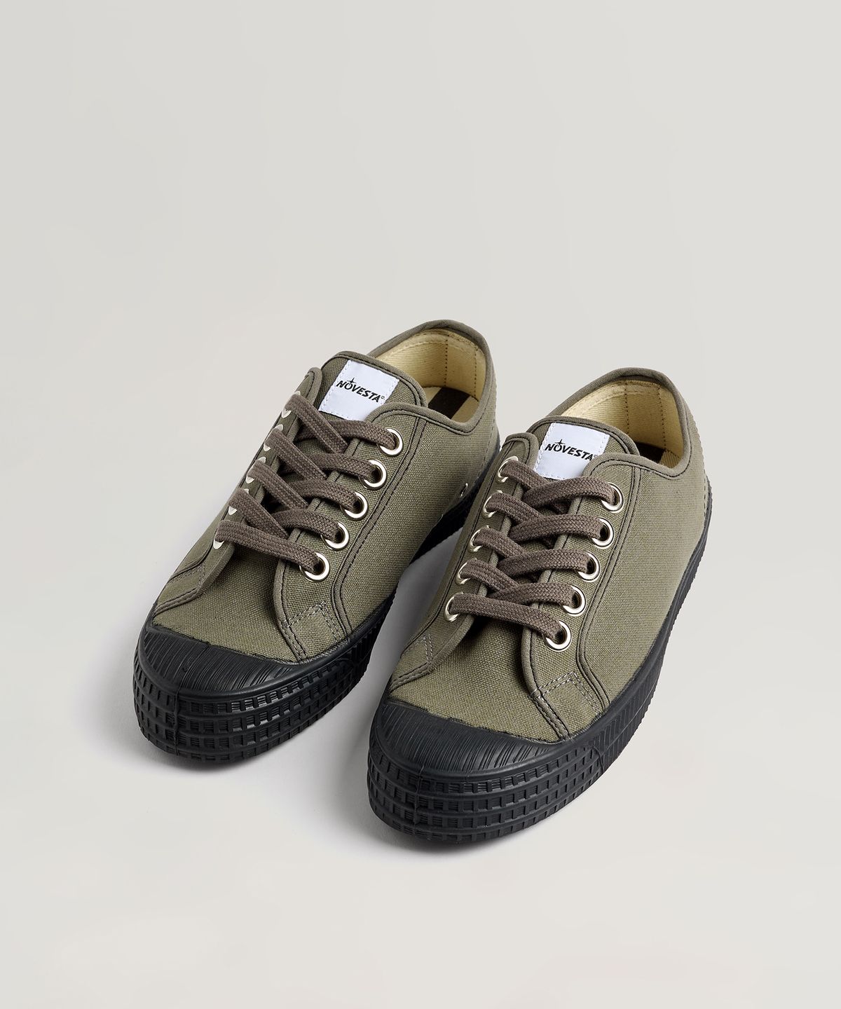 노베스타(NOVESTA) 스타마스터 Grey/Black
