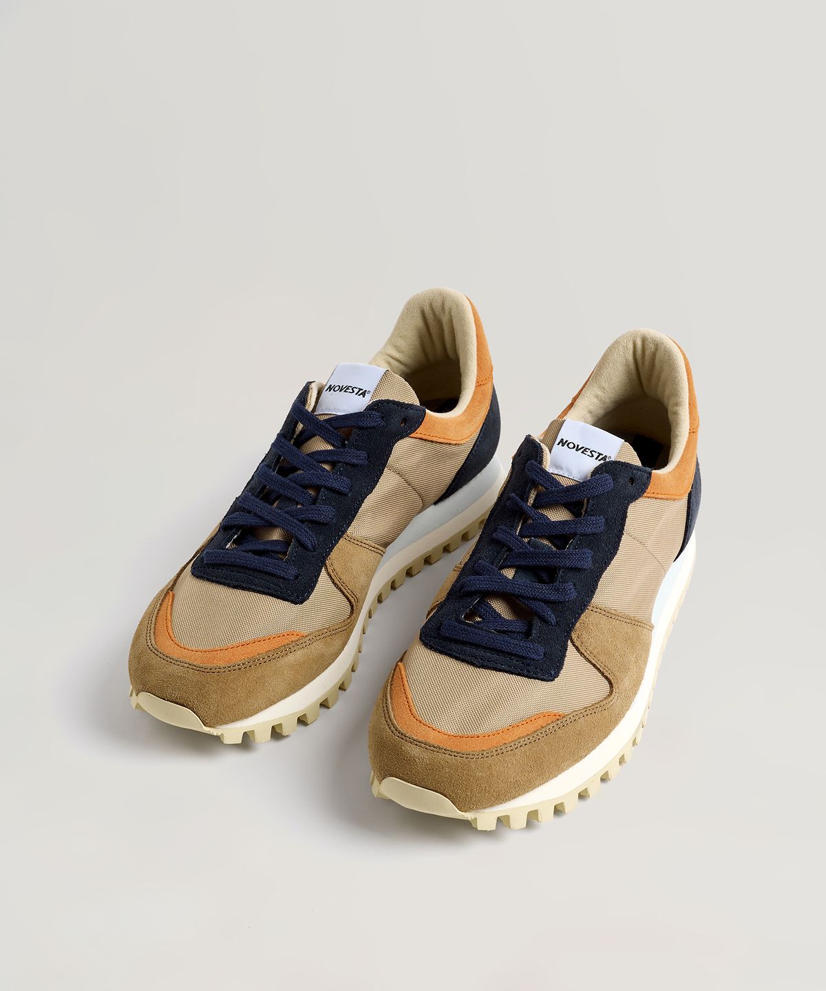 노베스타(NOVESTA) 마라톤 트레일 Brown/Orange