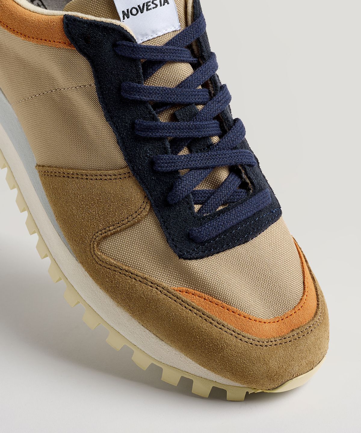 노베스타(NOVESTA) 마라톤 트레일 Brown/Orange