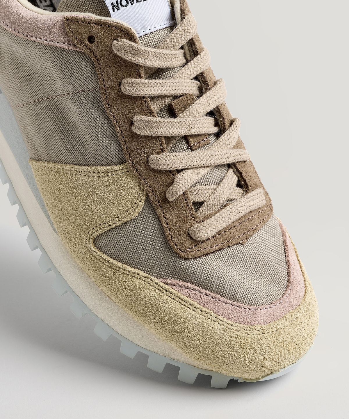 노베스타(NOVESTA) 마라톤 트레일 Brown/Beige