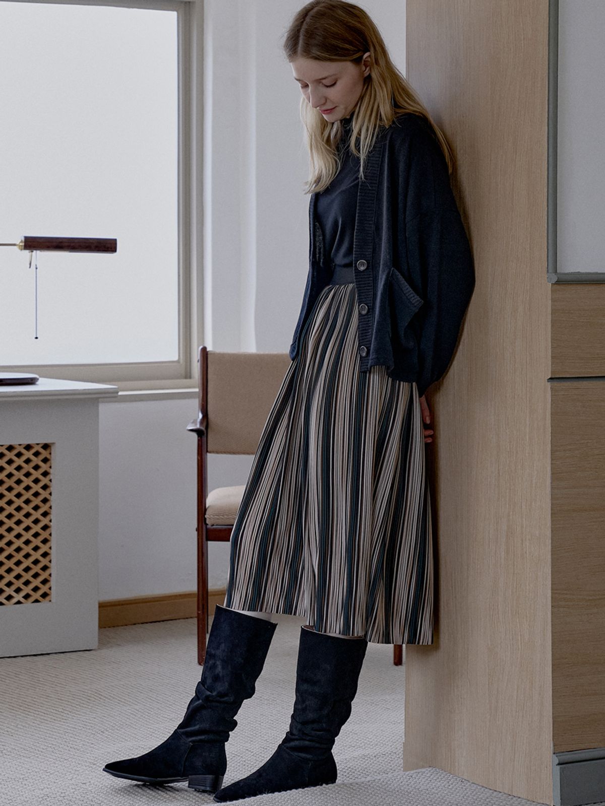 아방(AVANT-G) Multi-Stripe Pleated Skirt - GREEN