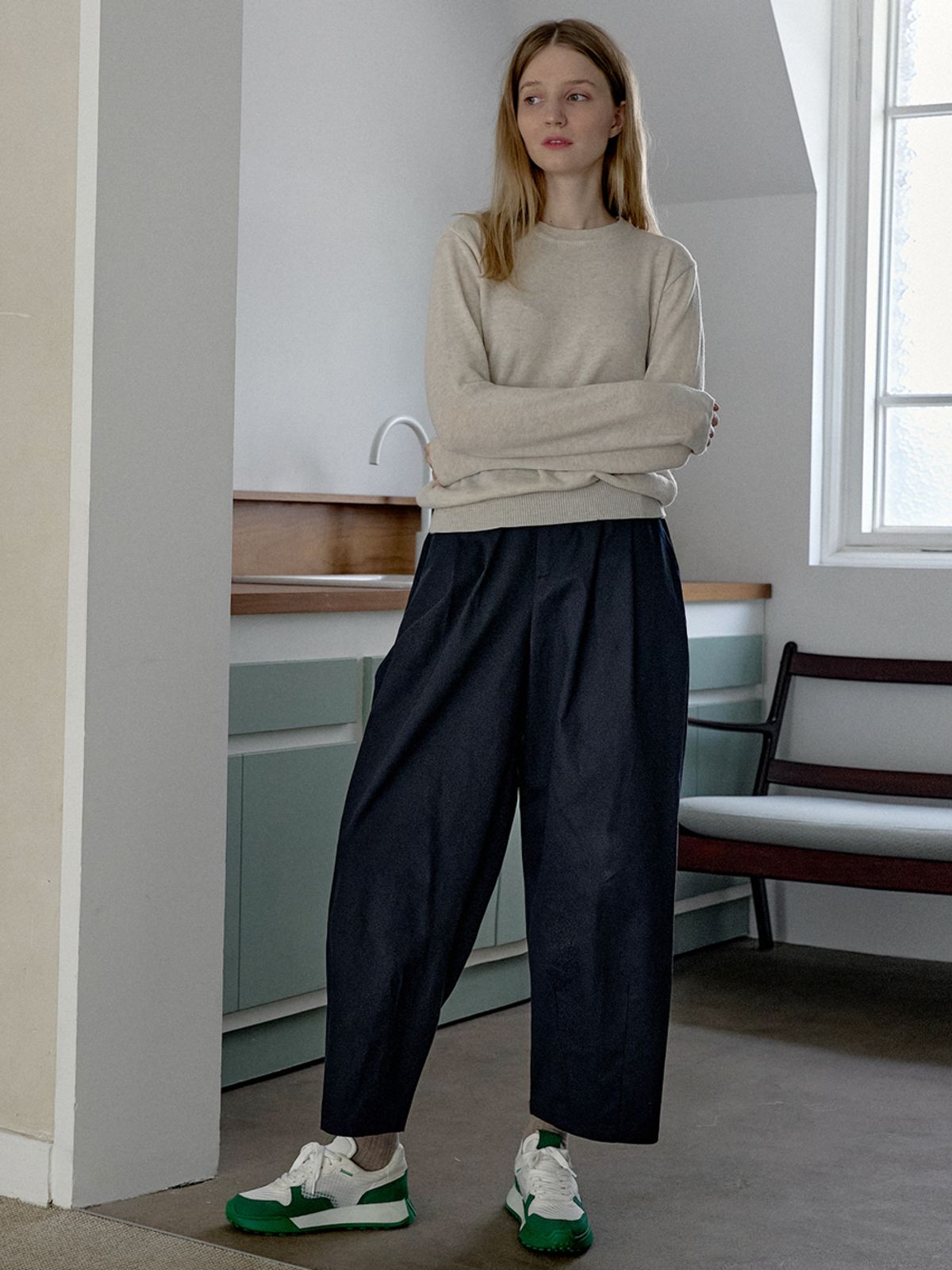 아방(AVANT-G) Cotton Banding Dart Baggy Pants - NAVY