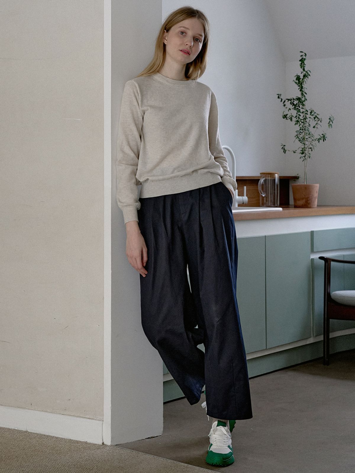 아방(AVANT-G) Cotton Banding Dart Baggy Pants - NAVY